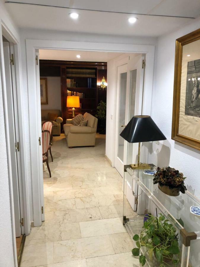 Alojamiento Ronda De Los Tejares Cordoue Extérieur photo