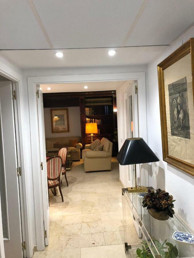 Alojamiento Ronda De Los Tejares Cordoue Extérieur photo