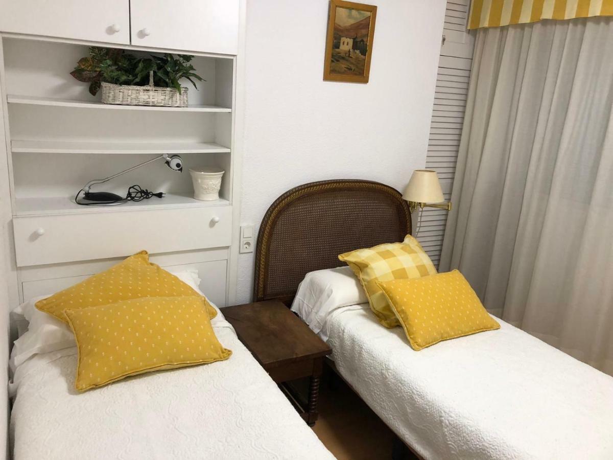 Alojamiento Ronda De Los Tejares Cordoue Extérieur photo